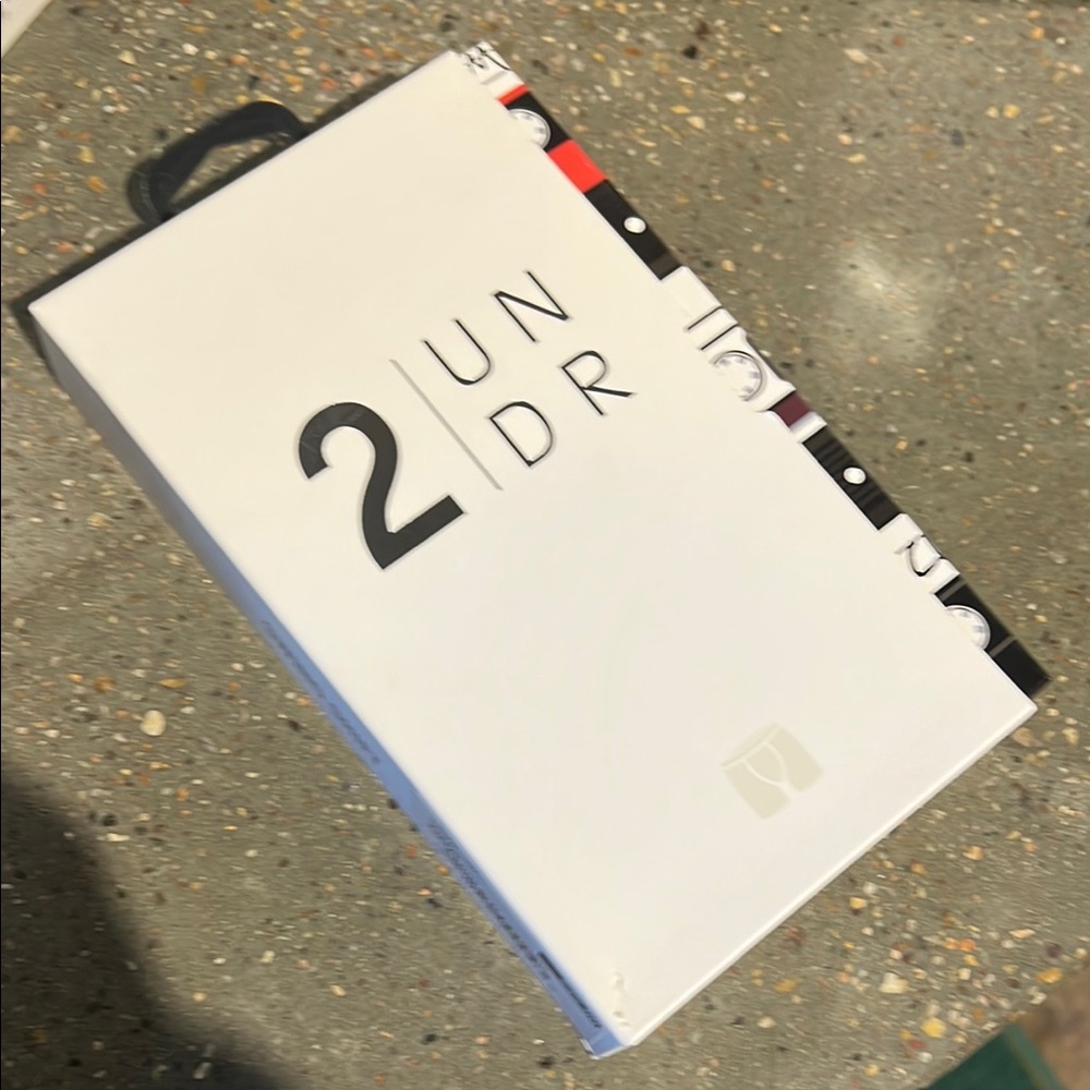 2UNDR Men's Boxer Briefs